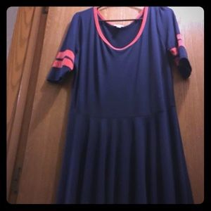 XL Nicole dress by LuLaRoe